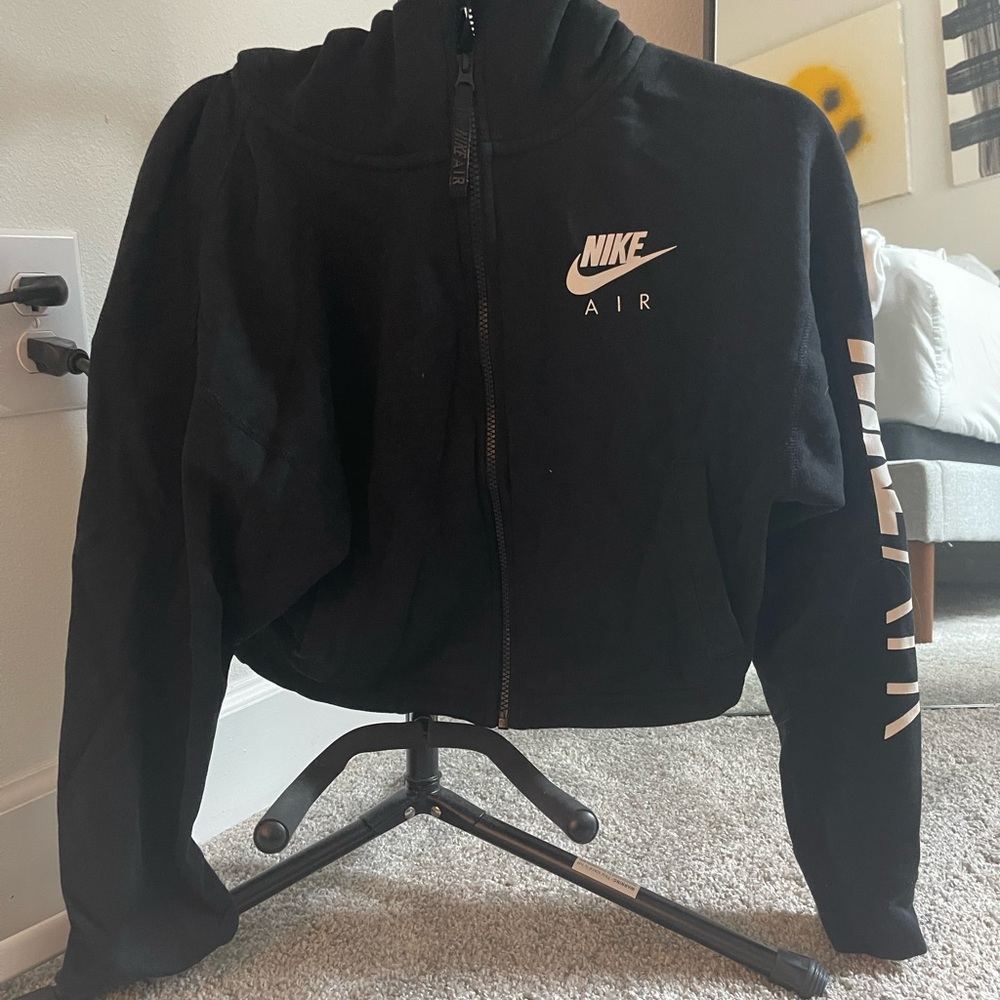 Nike zip up. Size small
